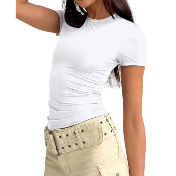 Chicaterto Women's T-Shirt